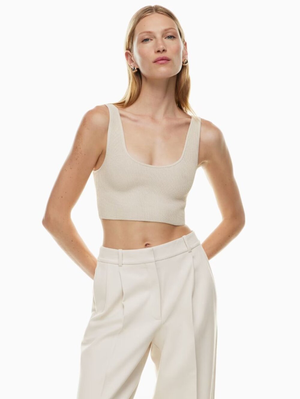 Aritzia Sculpt Knit Scoopneck Cropped Tank - Matte Pearl